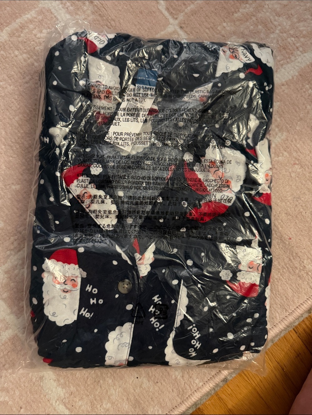 Old Navy Navy Santa Print Women's Pajama long sleeve Top and pants set